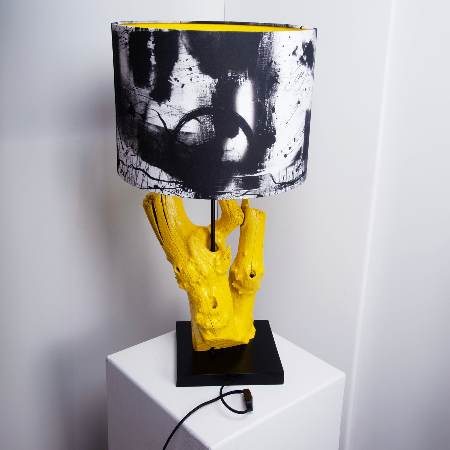 Tischlampe SHINE NOIR YELLOW– MiNiSTYLE EDiTiON UNIKAT