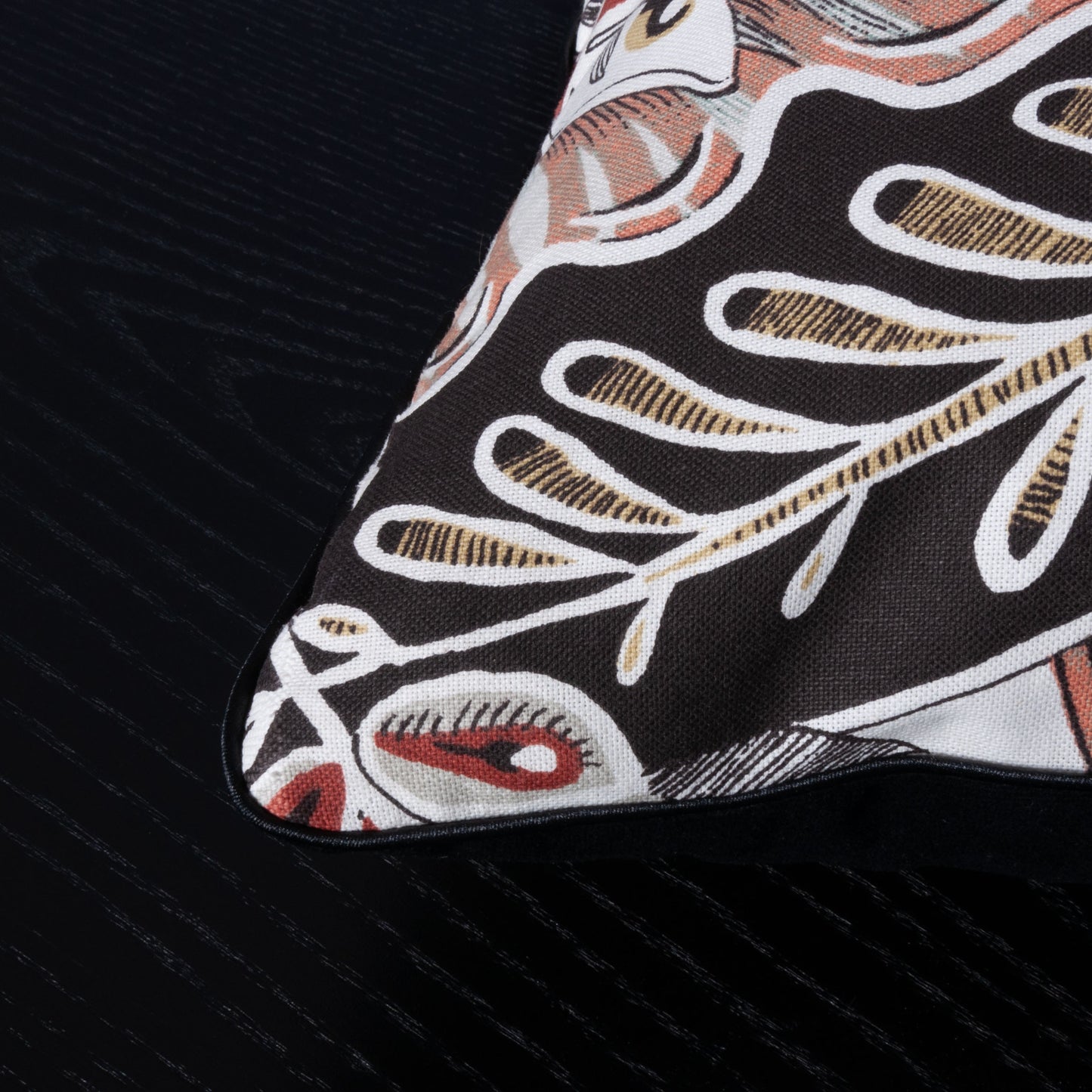 Dekokissen 40 x 40 cm Stoff Baumwollstoff Floral Abstrakt Rückseite schwarzer Samt