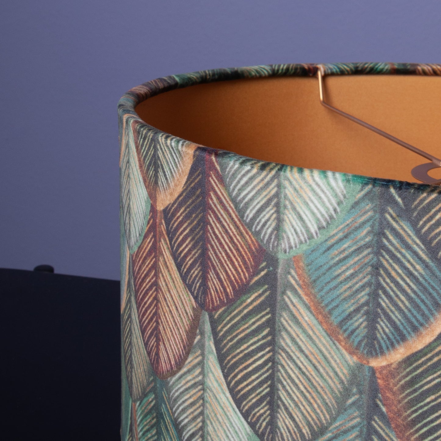 Lampenschirm Grün-Gold mit Blätterdesign – Edler Stofflampenschirm im Kolonialstil – Elegantes Art-Déco-Ambiente