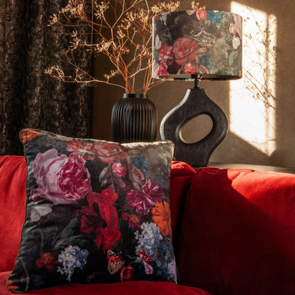 Lampenschirm Blumen Barock – Dunkler Stofflampenschirm mit opulentem Blumendesign