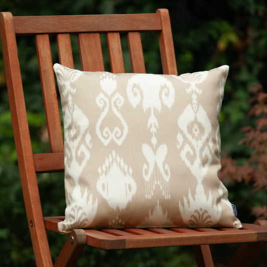 Outdoor Dekokissen 40 x 40 cm Ikat Beige, Rückseite cremeweiß