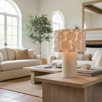 Lampe de table artisanale en lin beige – Luminaire design méditerranéen
