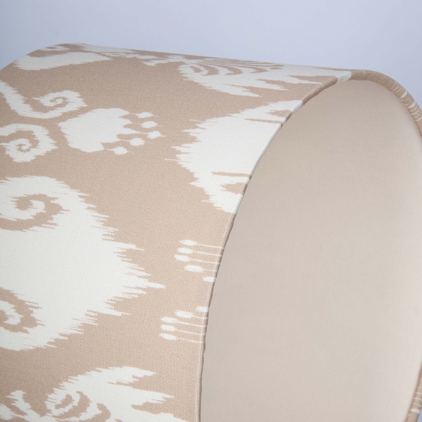 Outdoor Lampenschirm Gartenbeleuchtung Solarleuchte – Ikat Beige, Rückseite cremeweiß