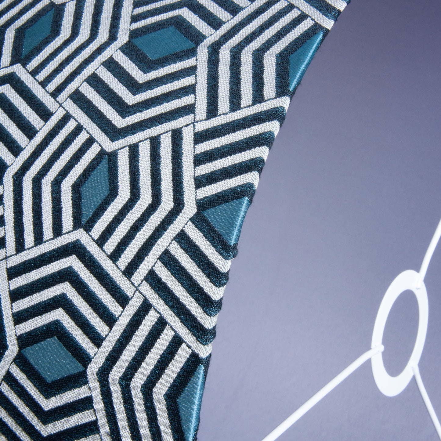 Romo „KIKI“ – Limited Upcycling Lampenschirm ⌀ 40 cm x H 30 cm
