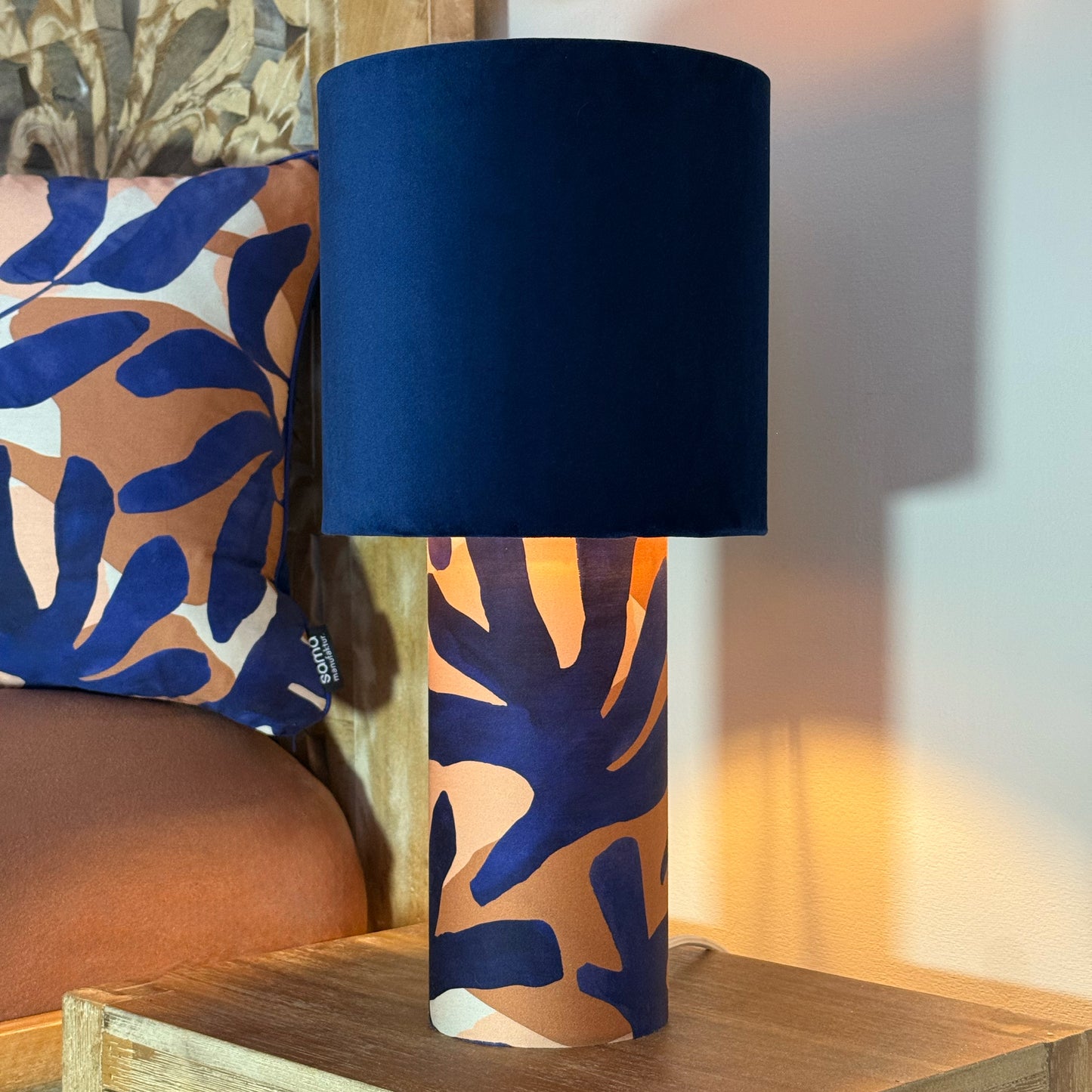 Tischleuchte Samt Blau – Innen Musterstoff Abstrakt