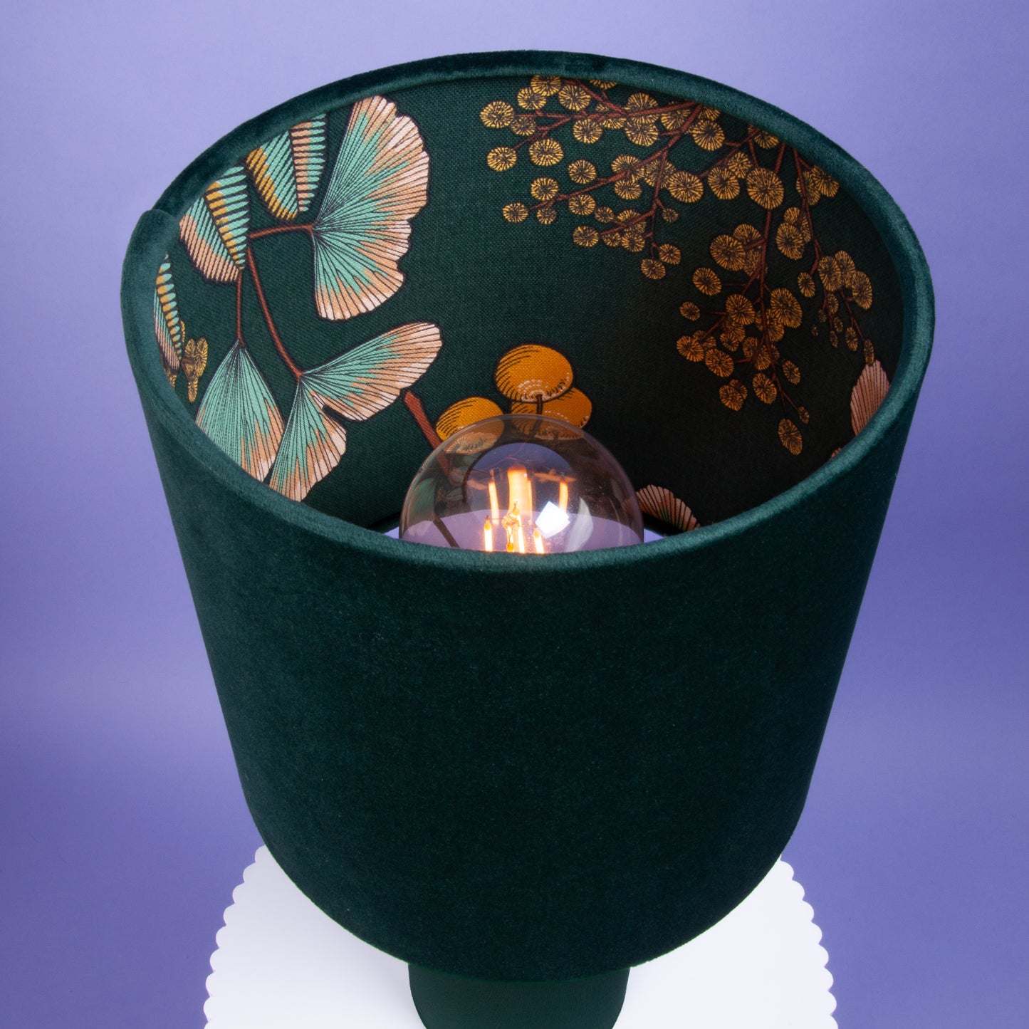 Tischleuchte Samt Sockel Grün – Innen Musterstoff Floral Ginkoblätter