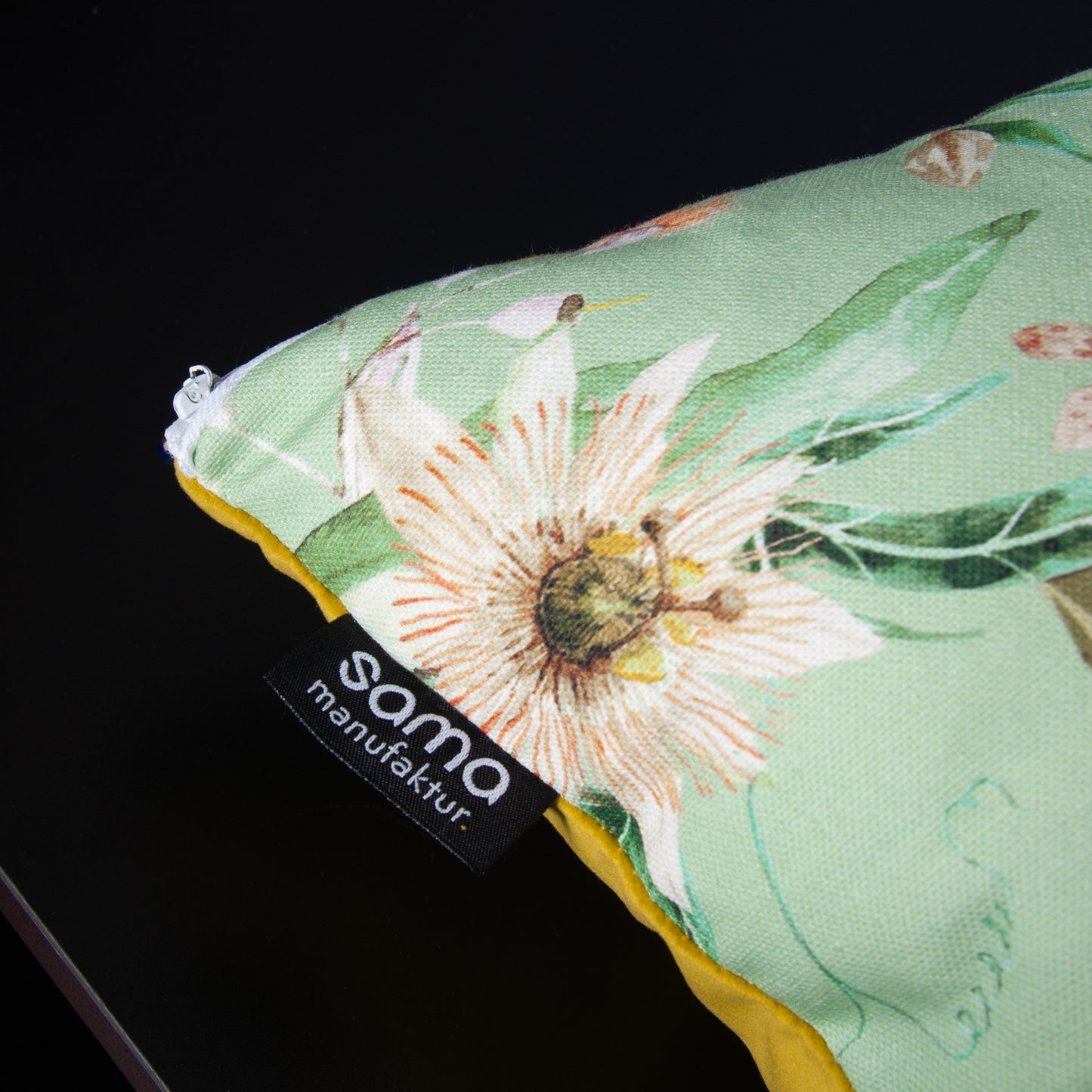 Dekokissen 40 x 40 cm Stoff Baumwollstoff Dschungel Tropisch Affen, Rückseite grüngelber Samt