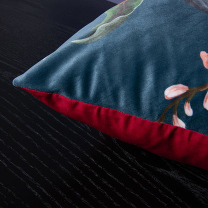 Handgefertigtes Samt Dekokissen Tukan Vögel Floral Blaugrau rote Rückseite