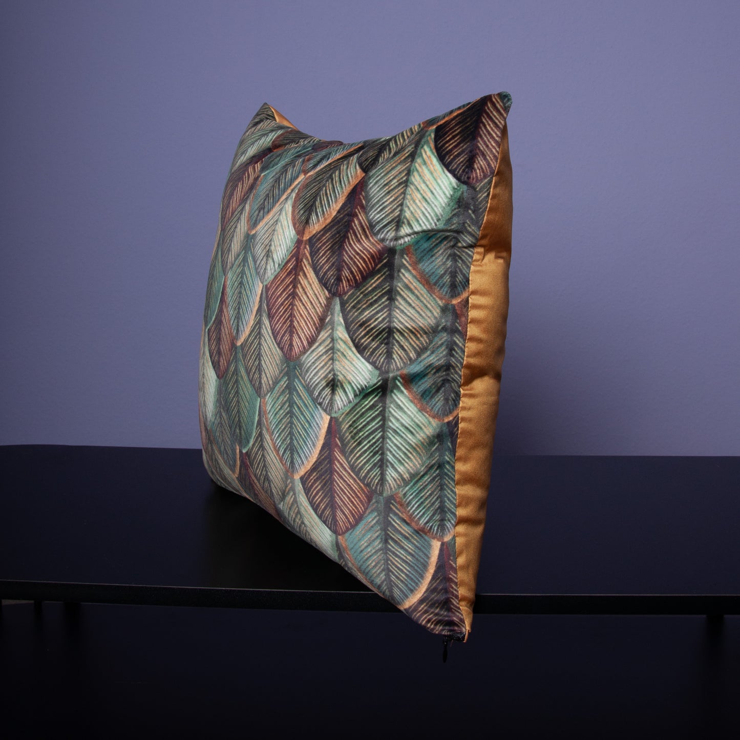 Dekokissen 40 x 40 cm Stoff Samt Blätterfächer Rückseite Polyester Gold