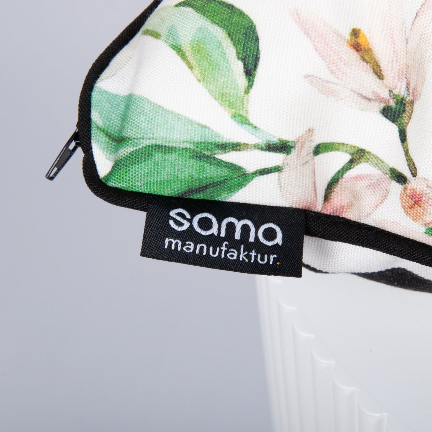 Outdoor Dekokissen 40 x 40 cm Zitronen, Rückseite schwarz-weiß gestreift