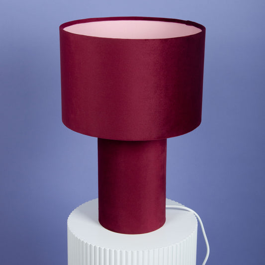 Tischleuchte Bordeaux Samt – Handgefertigte Designleuchte mit rosa Innenstoff