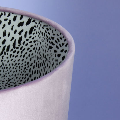 Lampenschirm Flieder Samt mit Muster innen – Design Hängelampe modern