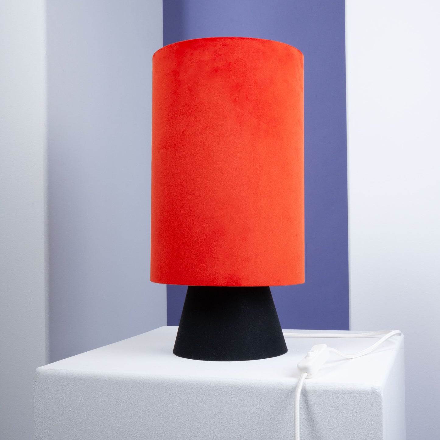 Tischleuchte „Zebra Flame“ – Mutiges Design trifft auf luxuriöse Eleganz