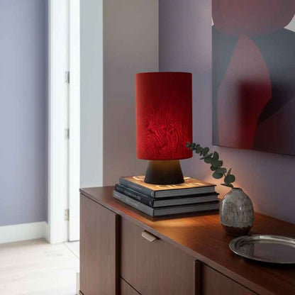 Tischleuchte „Zebra Flame“ – Mutiges Design trifft auf luxuriöse Eleganz