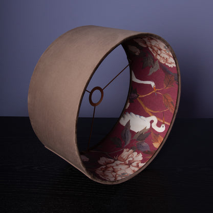 Lampenschirm Braun mit Storch-Muster – Warme Naturtöne für gemütliches Ambiente – Handgefertigter Stofflampenschirm