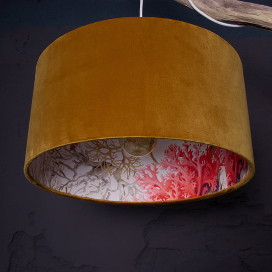 Lampenschirm Karamell mit Korallen – Maritimer Stofflampenschirm – Strandhaus & Küstenflair für dein Zuhause