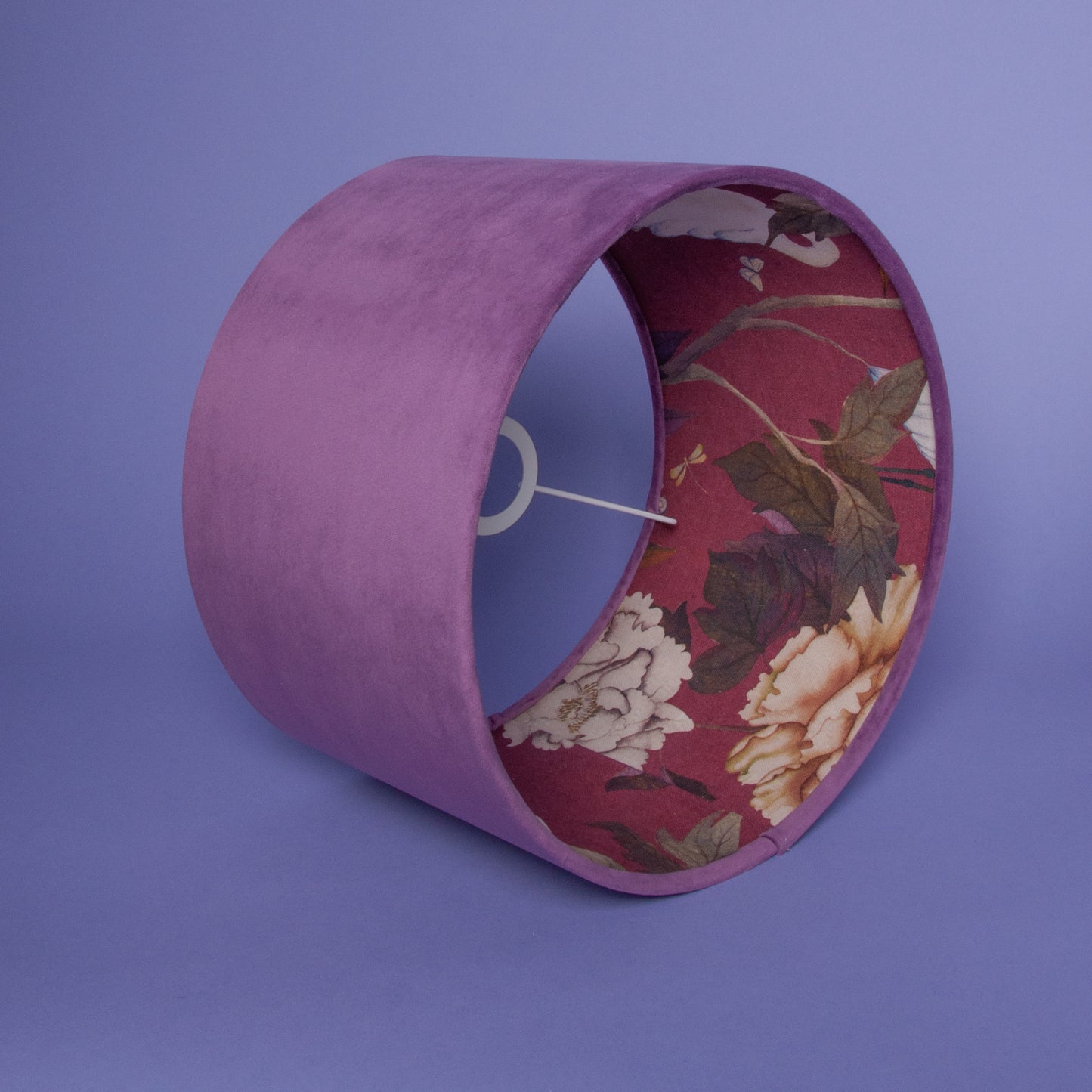 Lampenschirm Lila mit Storch-Motiv – Exotische Eleganz für dein Zuhause – Handgefertigter Stofflampenschirm