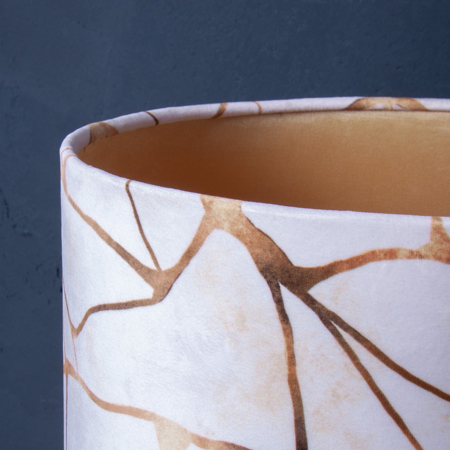 Lampenschirm Samt Weiß & Gold – Marmor-Optik – Luxuriöser Stofflampenschirm für Hänge- und Stehlampen